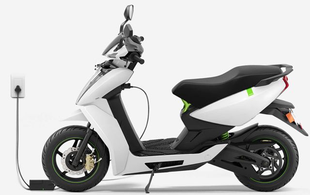 Ather 450 インテリジェント電気スクーター。