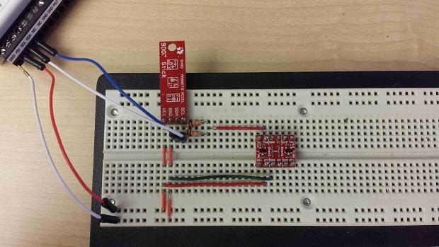 Tap Detection with ADXL345 Accelerometer Chip Using NI USB-8452 Controller