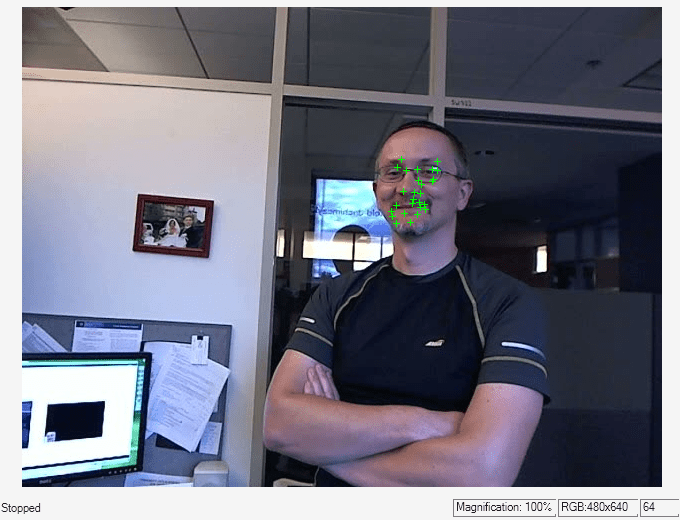 シーン内の顔の追跡